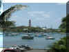 Famous Hopetown lighthouse (97341 bytes)